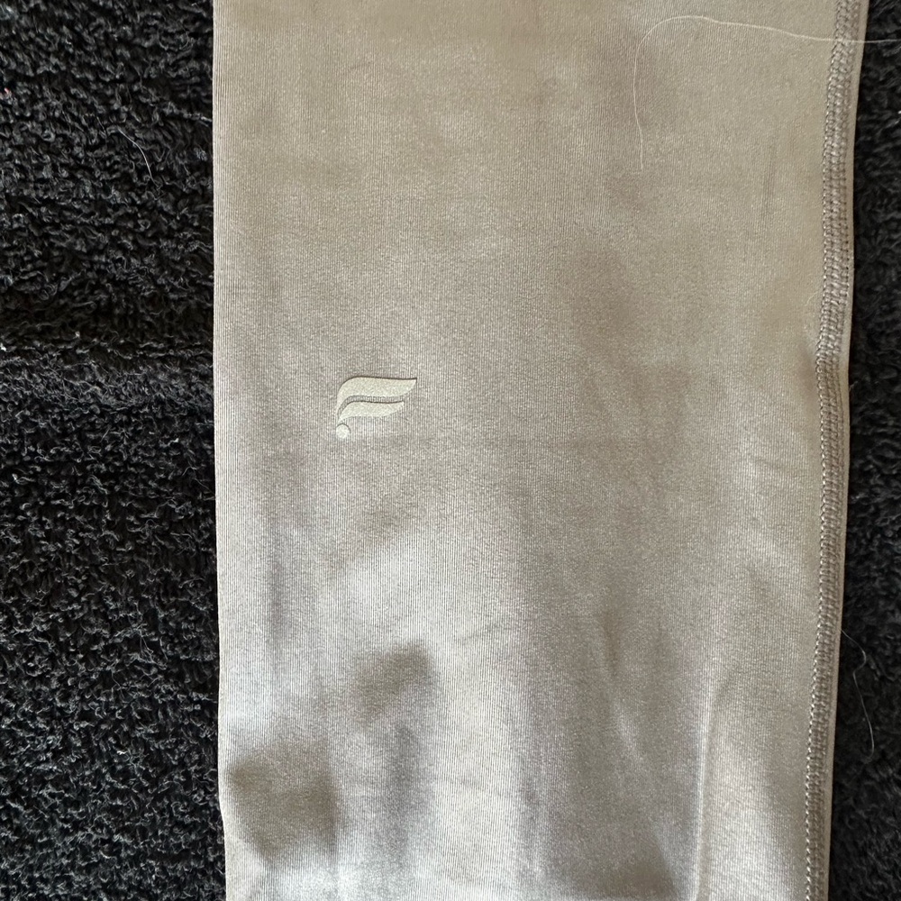 Silver Fabletics Leggings